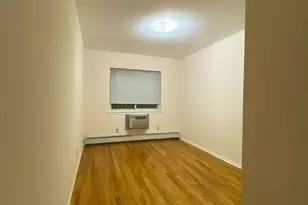 42-22 163rd St, Flushing, NY 11358 - Photo 5