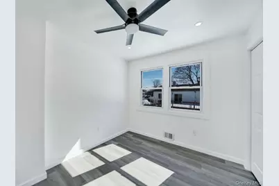 14 Morton Street, Brentwood, NY 11717 - Photo 9