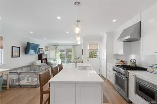 19 Charles St, Port Washington, NY 11050 - Photo 3