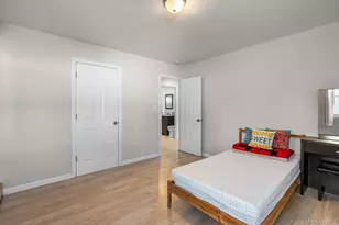 48 Daffodil Ln, Wantagh, NY 11793 - Photo 13