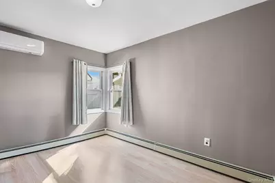 48 Daffodil Lane, Wantagh, NY 11793 - Photo 15