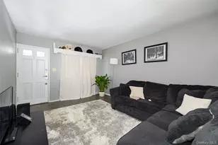 28 Vernon Terrace, Poughkeepsie, NY 12601 - Photo 3