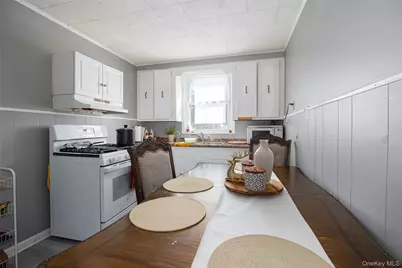 28 Vernon Terrace, Poughkeepsie, NY 12601 - Photo 5