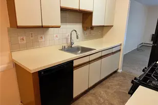 100 Hillside Dr, Middletown, NY 10941 - Photo 5