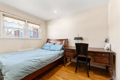 851 Hemlock Street, Franklin Square, NY 11010 - Photo 17