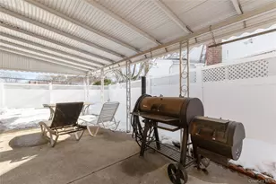 851 Hemlock St, Franklin Square, NY 11010 - Photo 23