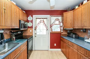 48 Pine St, Hicksville, NY 11801 - Photo 13