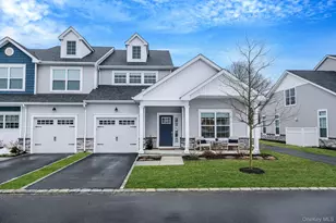 59 Farm Acre Cir, Mount Sinai, NY 11766 - Photo 3