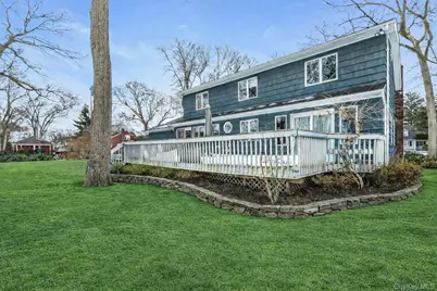 558 Gillette Avenue, Bayport, NY 11705 - Photo 35