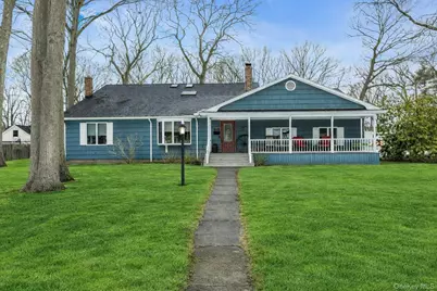 558 Gillette Avenue, Bayport, NY 11705 - Photo 1