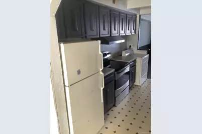 134 Hill Crescent, Calverton, NY 11933 - Photo 3