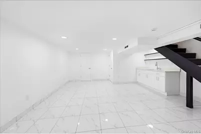 252 Brinsmade Avenue, Bronx, NY 10465 - Photo 21