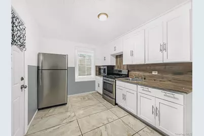 80 Prospect Avenue, Middletown, NY 10940 - Photo 3