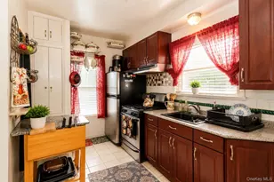 182-26 143rd Ave, Springfield Gardens, NY 11413 - Photo 13
