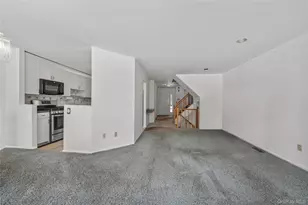 302 Pondside Dr, White Plains, NY 10607 - Photo 13