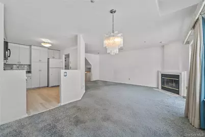 302 Pondside Drive, White Plains, NY 10607 - Photo 17