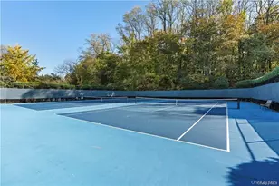 302 Pondside Dr, White Plains, NY 10607 - Photo 49