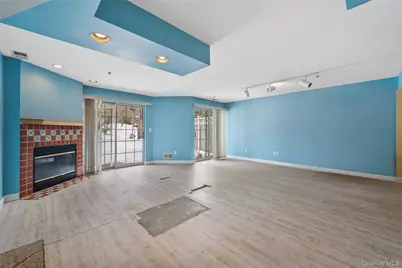 302 Pondside Drive, White Plains, NY 10607 - Photo 35