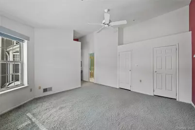 302 Pondside Drive, White Plains, NY 10607 - Photo 25