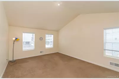 62 Bristol Circle, Rock Hill, NY 12775 - Photo 11