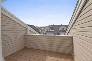 4 Steven Cir, Dix Hills, NY 11746 - Photo 23