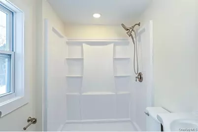 768 Old Medford Avenue, Medford, NY 11763 - Photo 17