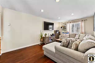 16-65 156th St, Whitestone, NY 11357 - Photo 23