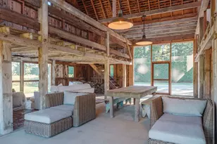 29500 Main Rd, Cutchogue, NY 11935 - Photo 21