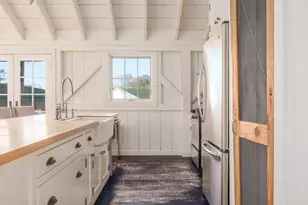 29500 Main Rd, Cutchogue, NY 11935 - Photo 9