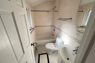 69-52 Cloverdale Blvd, Bayside, NY 11364 - Photo 9