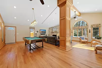 5 Shawmont Lane, Stony Brook, NY 11790 - Photo 9