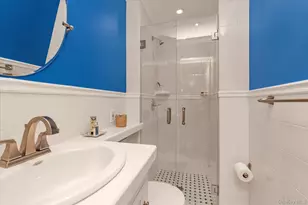 154-23 Riverside Dr, Whitestone, NY 11357 - Photo 13