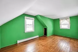 189 Ontario Ave, Massapequa, NY 11758 - Photo 11