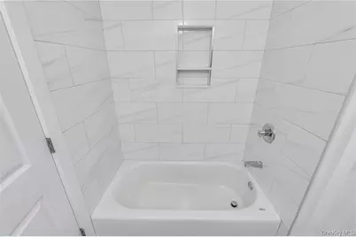 0 Leicester Avenue, Ronkonkoma, NY 11779 - Photo 33