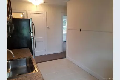 50 Mountainview Avenue #2, Pearl River, NY 10965 - Photo 5