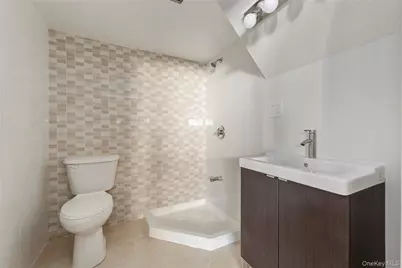 154-09 35th Avenue, Flushing, NY 11354 - Photo 17