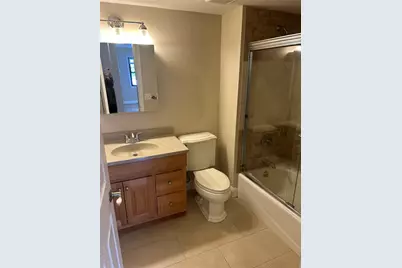 135 W Nyack Road #111, Nanuet, NY 10954 - Photo 9