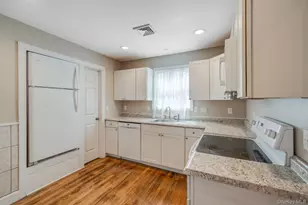 169 Woodland Dr, Mastic Beach, NY 11951 - Photo 7