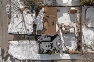 342 9th St, West Babylon, NY 11704 - Photo 17