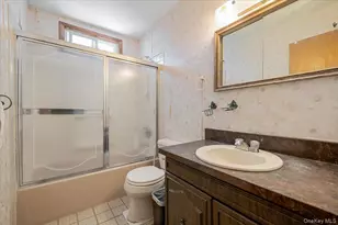 342 9th St, West Babylon, NY 11704 - Photo 9