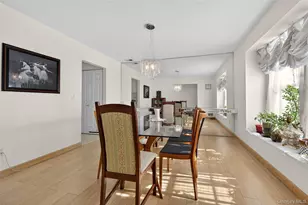 109 Glen Wy, Syosset, NY 11791 - Photo 9