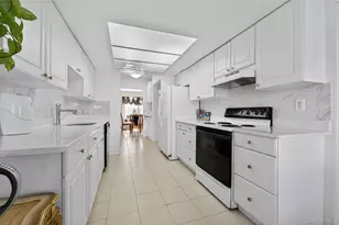 109 Glen Wy, Syosset, NY 11791 - Photo 7