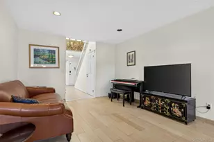 109 Glen Wy, Syosset, NY 11791 - Photo 5