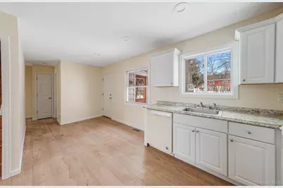 22 Overbrook Street, Riverhead, NY 11901 - Photo 11