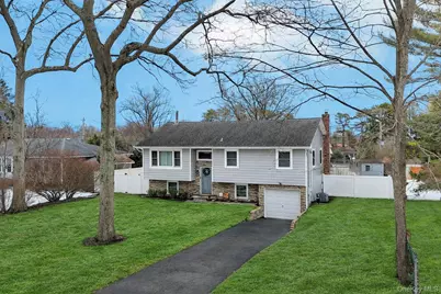 39 Joseph Place, Nesconset, NY 11767 - Photo 5