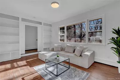 57 Middle Island Road, Medford, NY 11763 - Photo 5