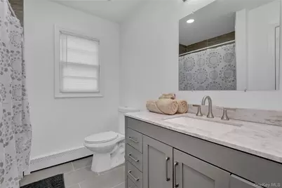 57 Middle Island Road, Medford, NY 11763 - Photo 13