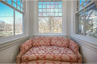 44 Merrit Avenue, Millbrook, NY 12545 - Photo 9