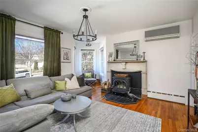 44 Merrit Avenue, Millbrook, NY 12545 - Photo 5