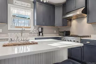 9 Saber Ln, Kings Park, NY 11754 - Photo 11